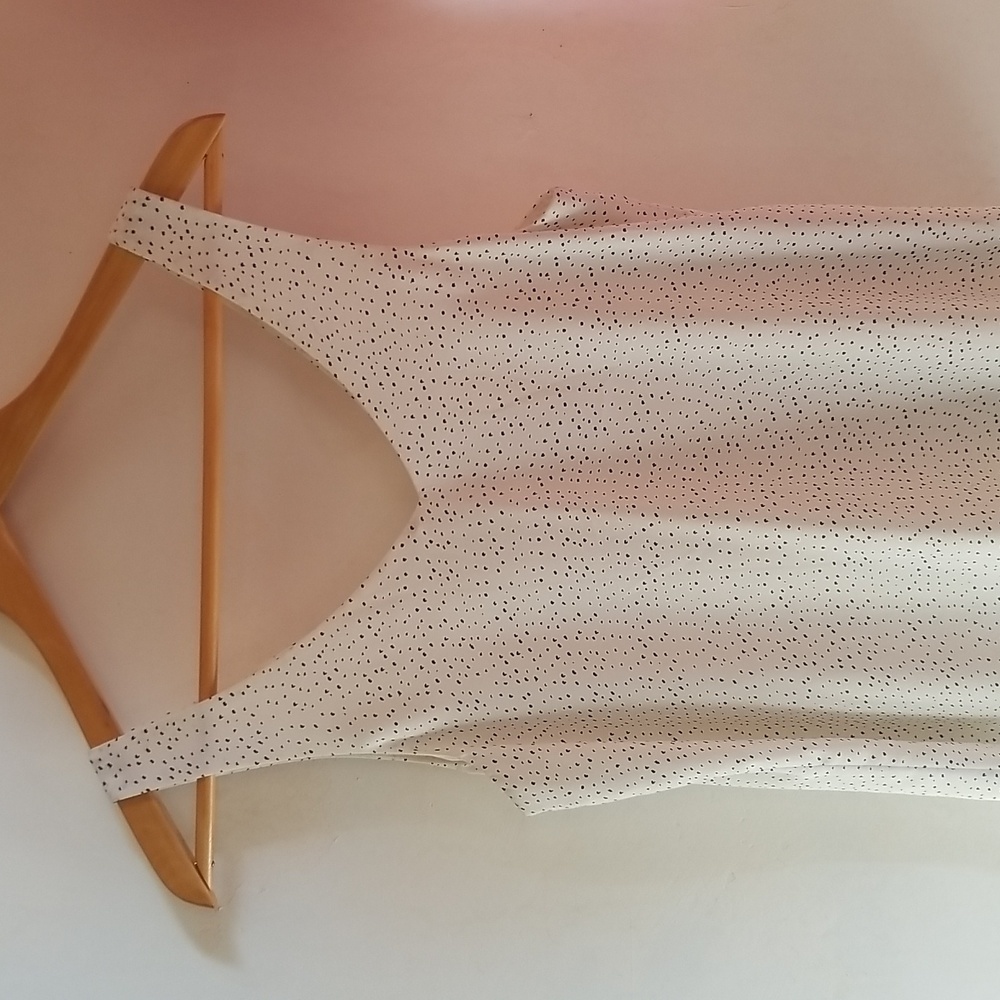 RW&Co blouse sleeveless  lined polka dot cream black small